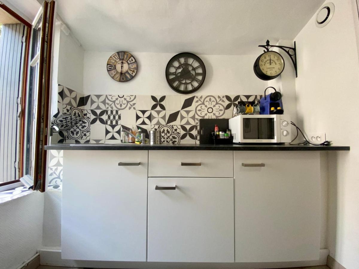 Republique Centre Apartment การ์กาซอน ภายนอก รูปภาพ