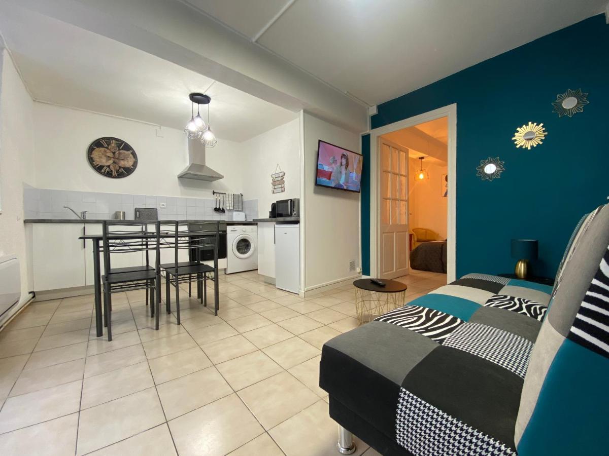 Republique Centre Apartment การ์กาซอน ภายนอก รูปภาพ