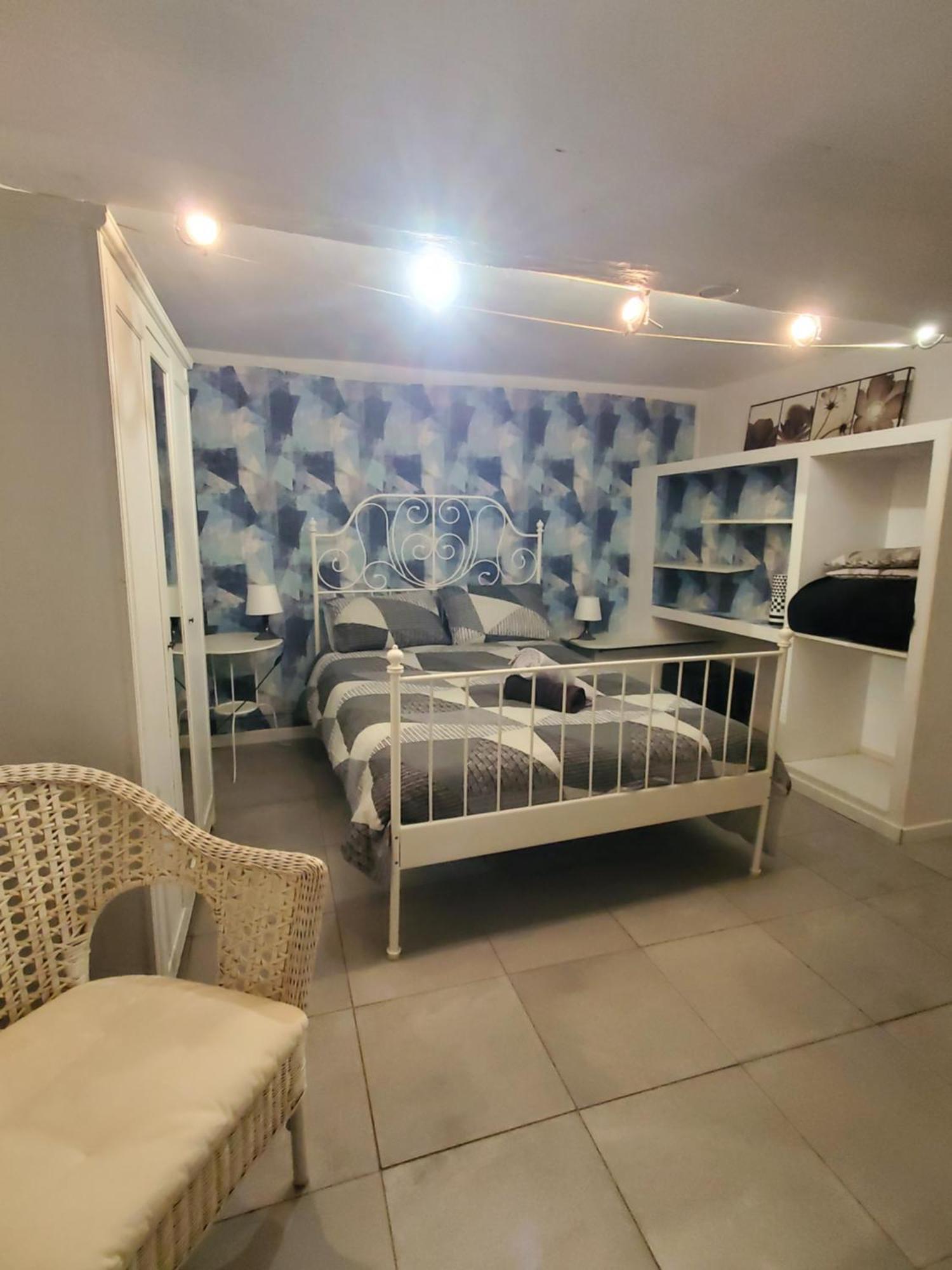 Republique Centre Apartment การ์กาซอน ภายนอก รูปภาพ
