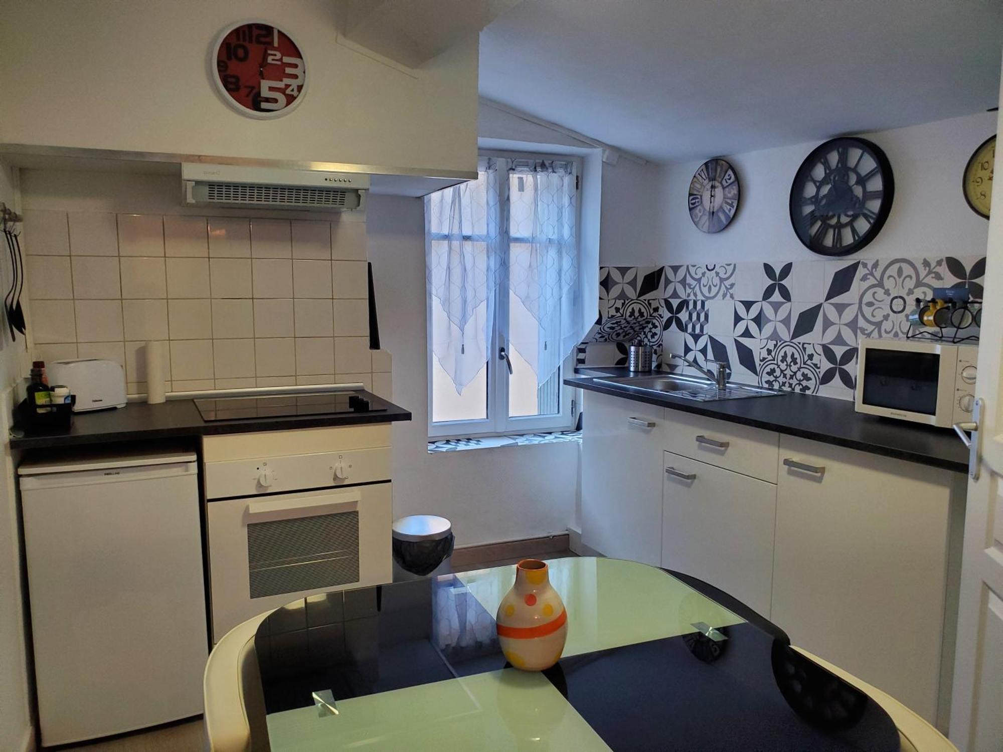 Republique Centre Apartment การ์กาซอน ภายนอก รูปภาพ