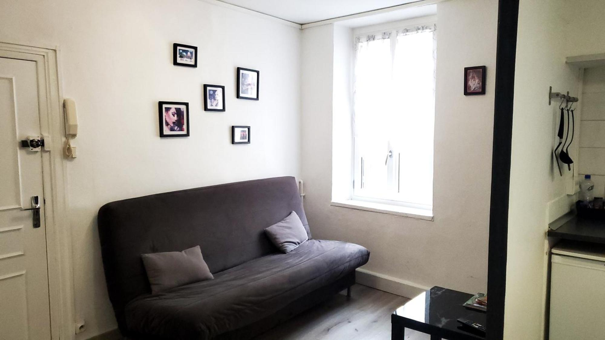 Republique Centre Apartment การ์กาซอน ภายนอก รูปภาพ