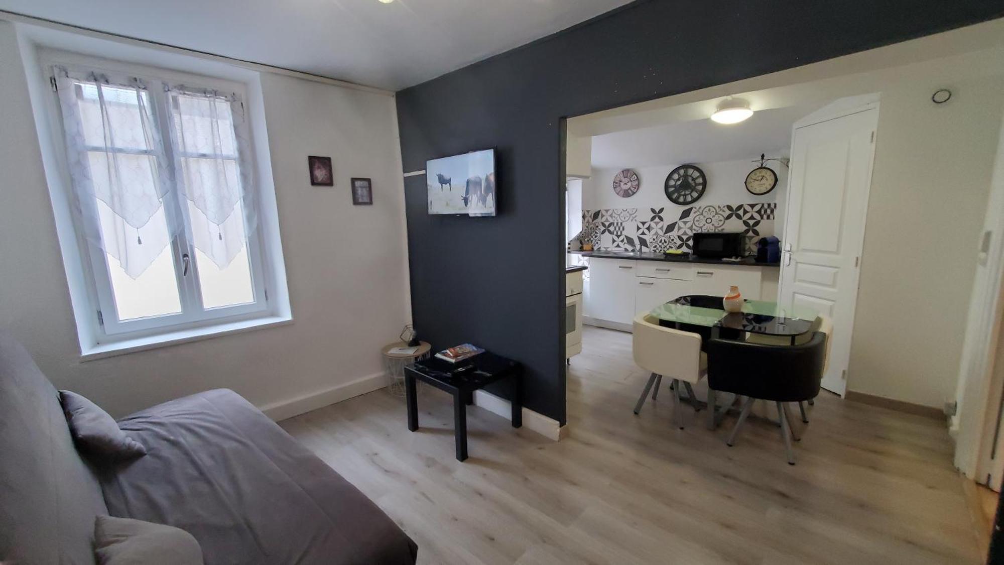 Republique Centre Apartment การ์กาซอน ภายนอก รูปภาพ