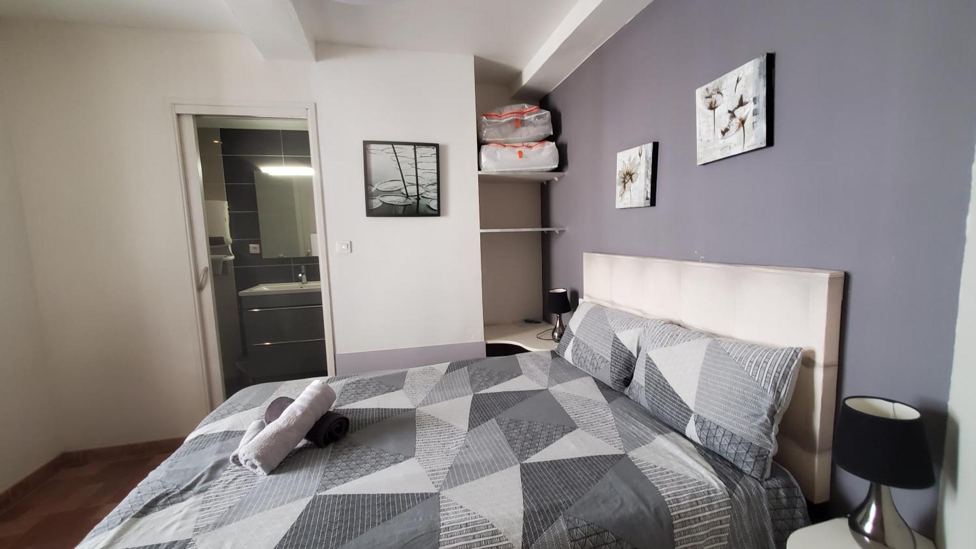 Republique Centre Apartment การ์กาซอน ภายนอก รูปภาพ